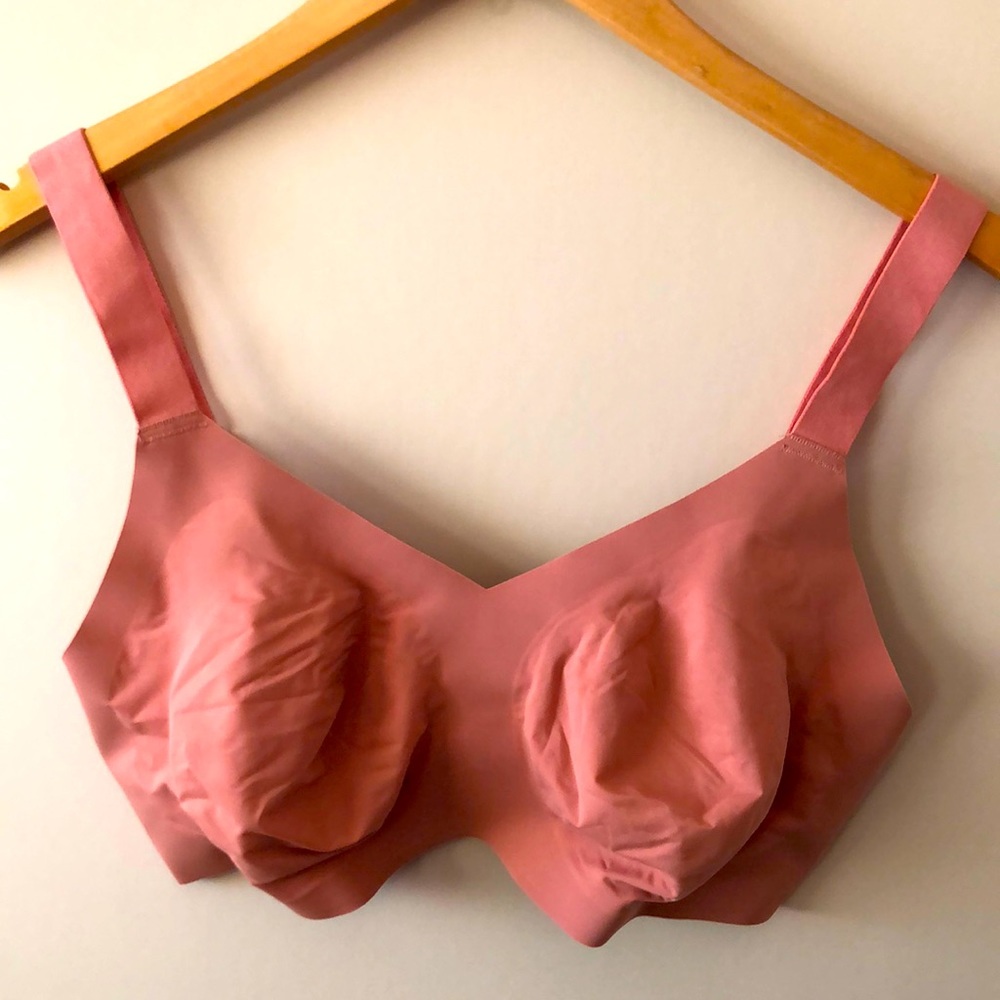 Knix Bra EUC V Neck Adjustable Thick Straps